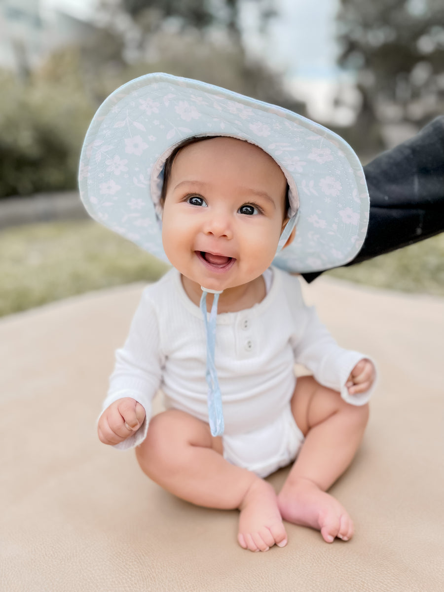 White infant 2024 bucket hat